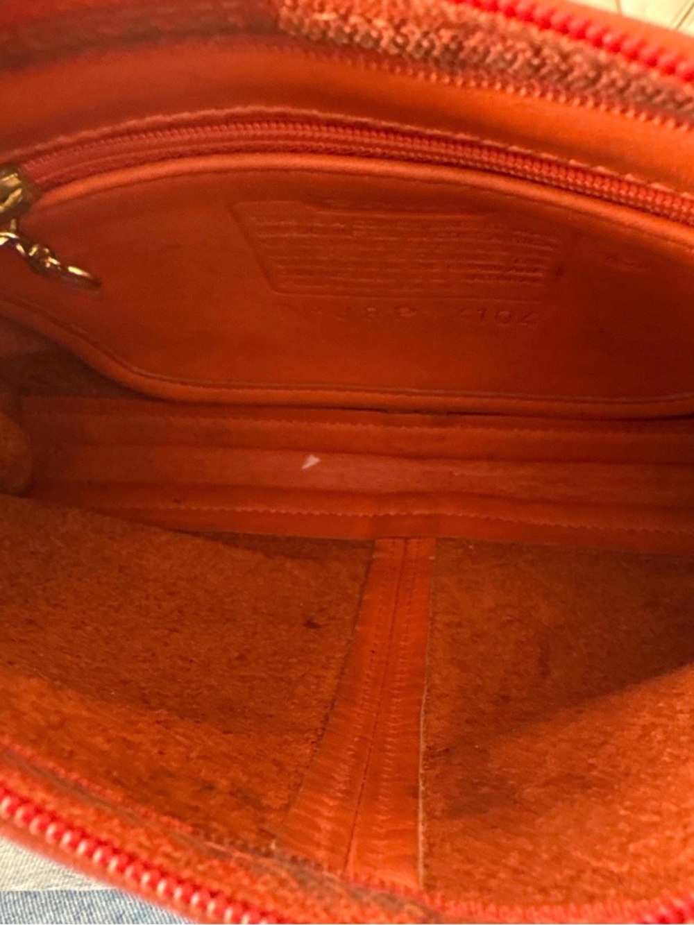 Vintage COACH Small Leather Zip Crossbody Purse Bag J8P-4104 Saddle Brown Tan - Picture 12 of 13